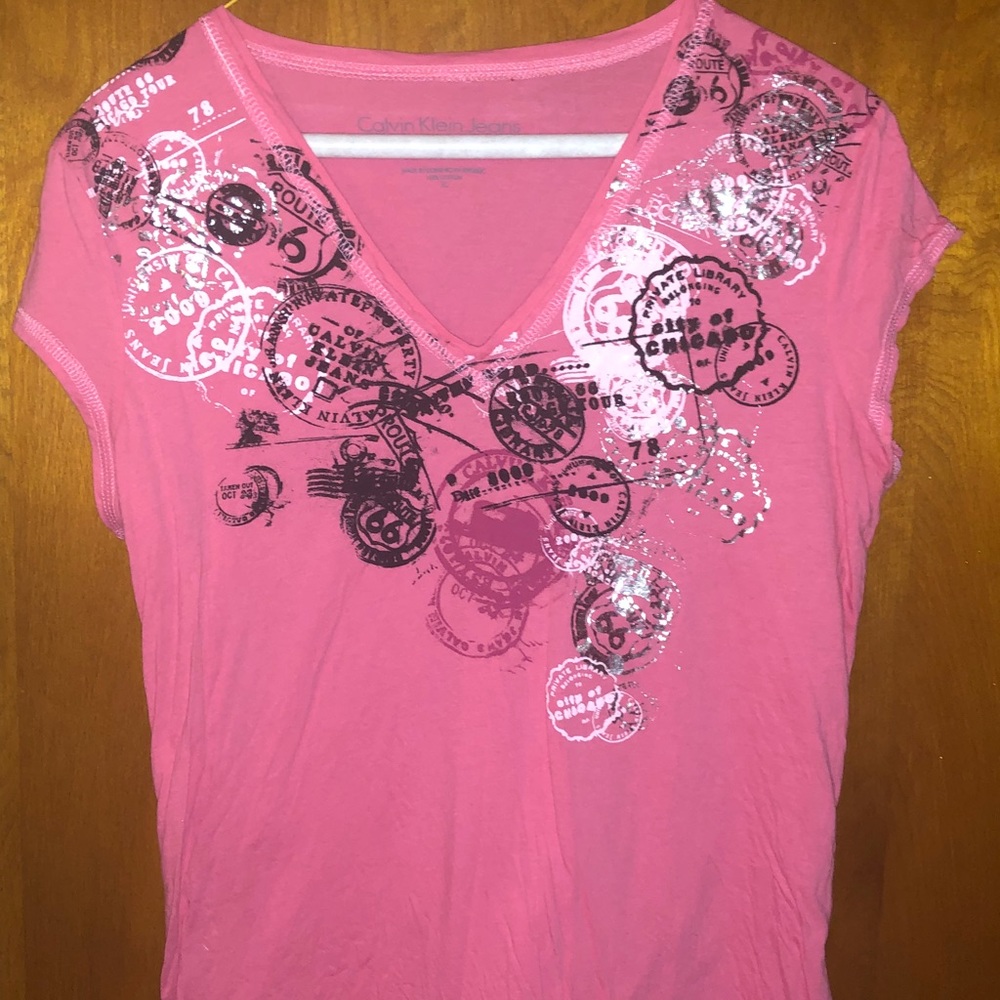 Cute simple Calvin Klein T-shirt